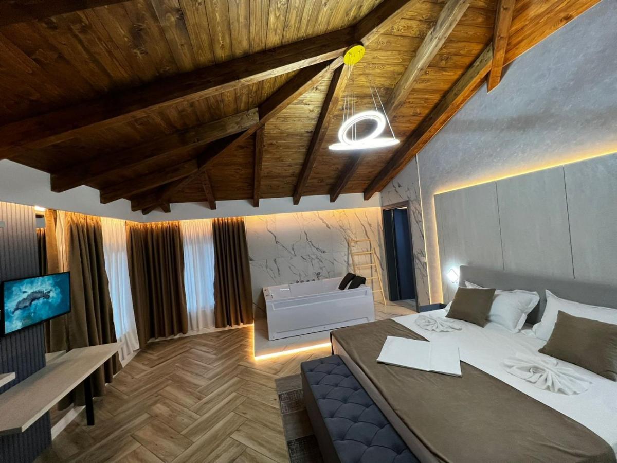 Hotel Emigranti Shkodër Exteriör bild